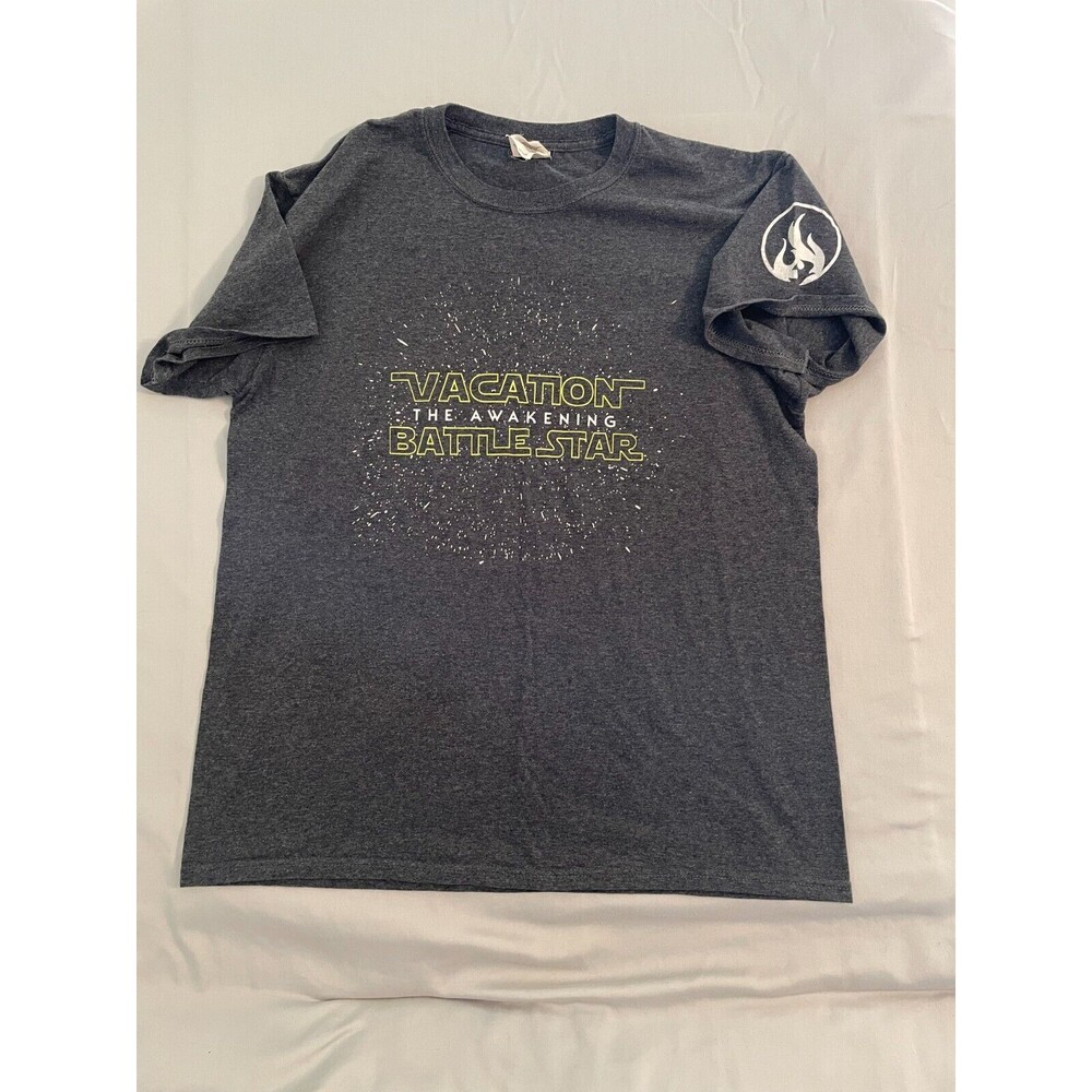 Fruit of the Loom T Shirt Men sz M Dark Gray Star Wars Vacation Battle Star